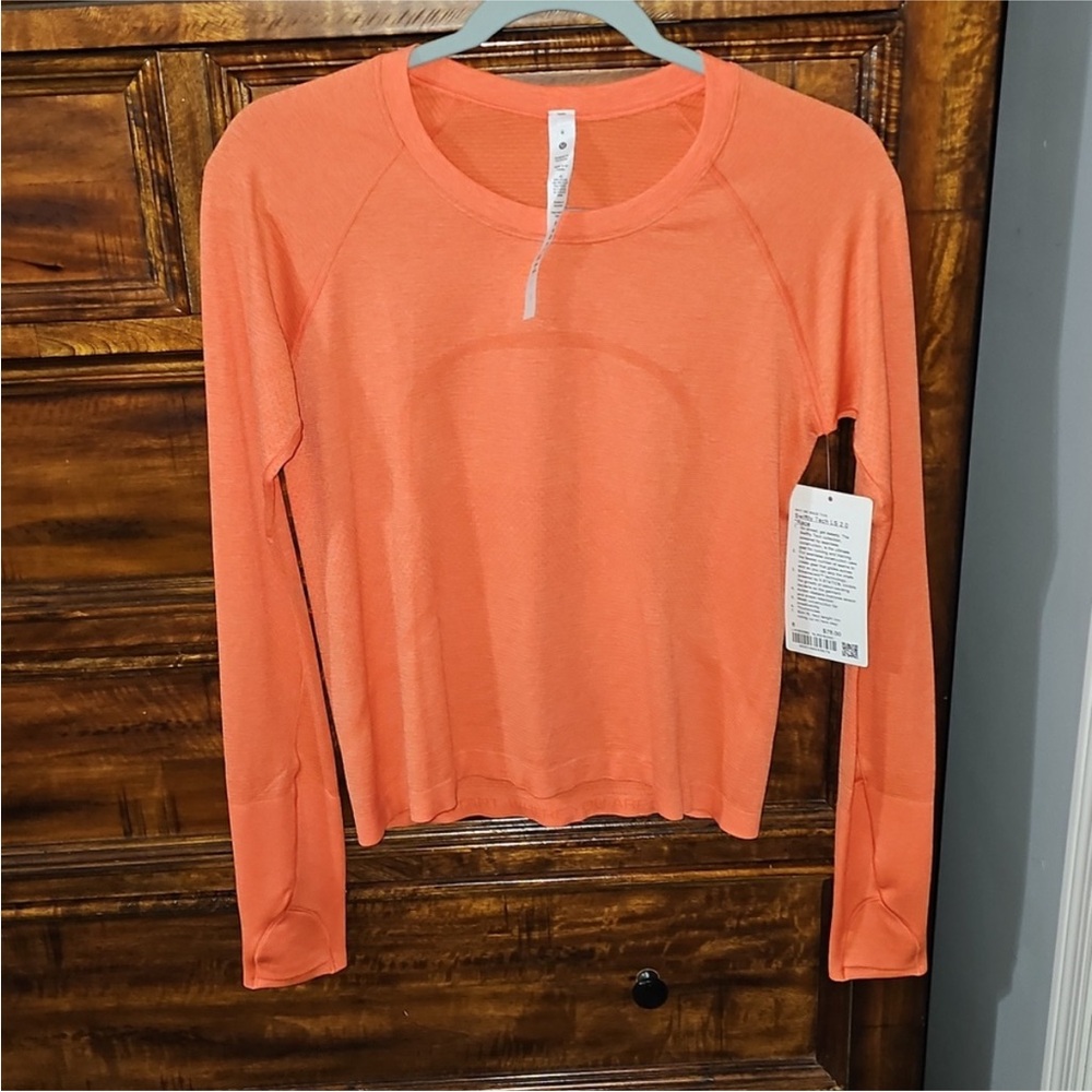 Lululemon Swiftly Tech LS 2.0 Race Nwts Size 8 SLRO/SUNC